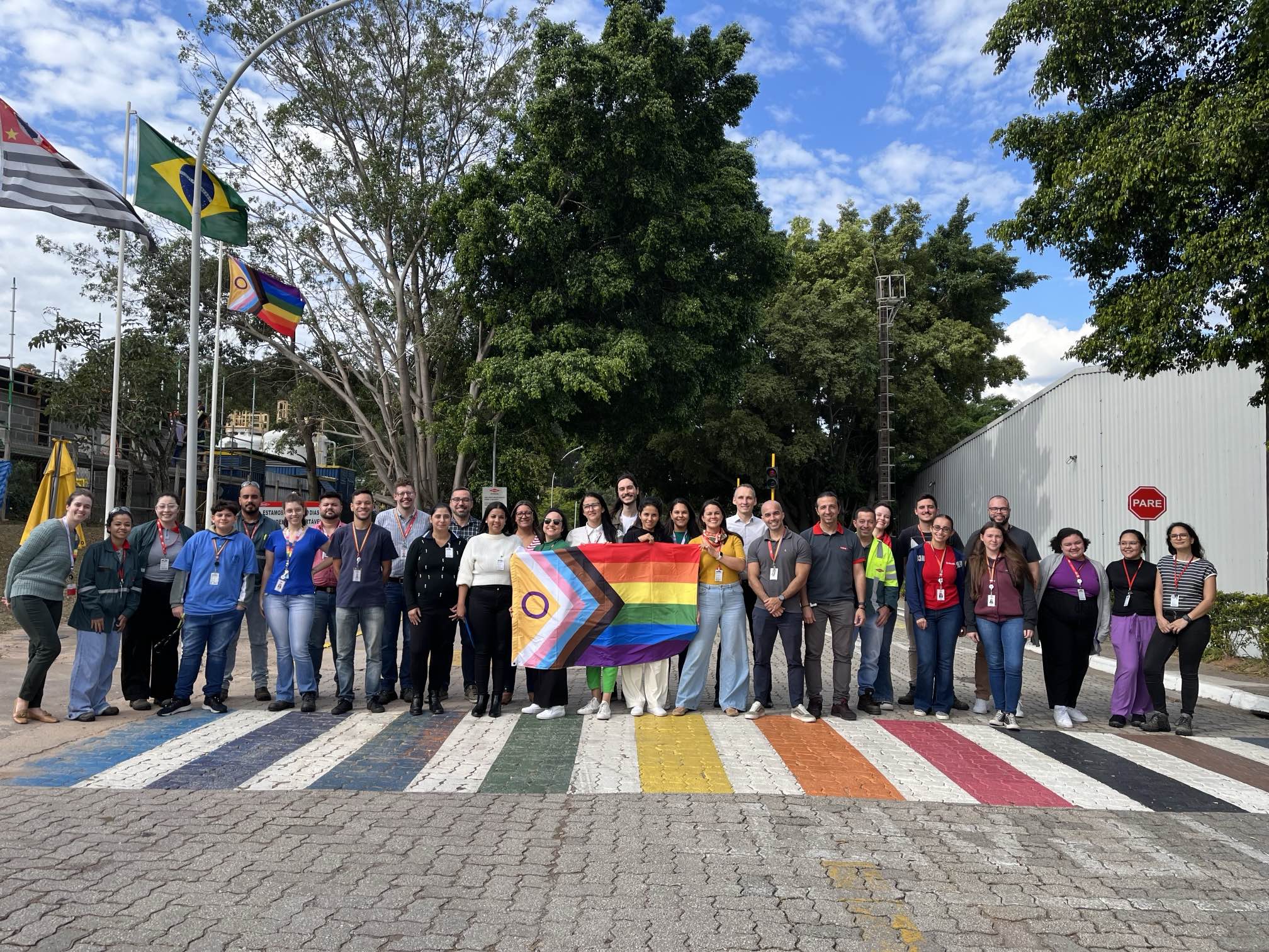 Dow tem jornada pioneira na implementação de iniciativas direcionadas à  comunidade LGBTQIAPN+ | Dois Terços